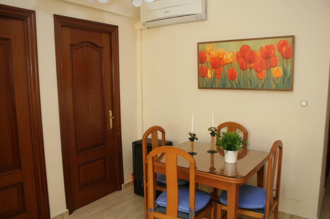 Ana'S Apartment Torre Del Mar Exterior photo